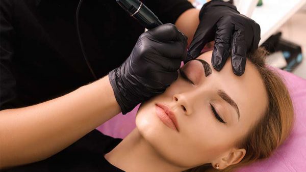 Curso de micropigmentacion y microblanding de cejas